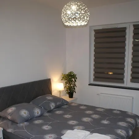 Apartament Termalny Na Dlugiej 6 Uniejow Exterior photo
